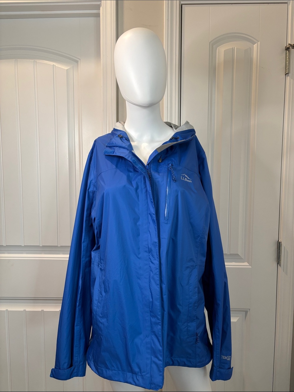 L.L. Bean Women's Royal Blue Hooded Wind/Rain Jacket Size Large